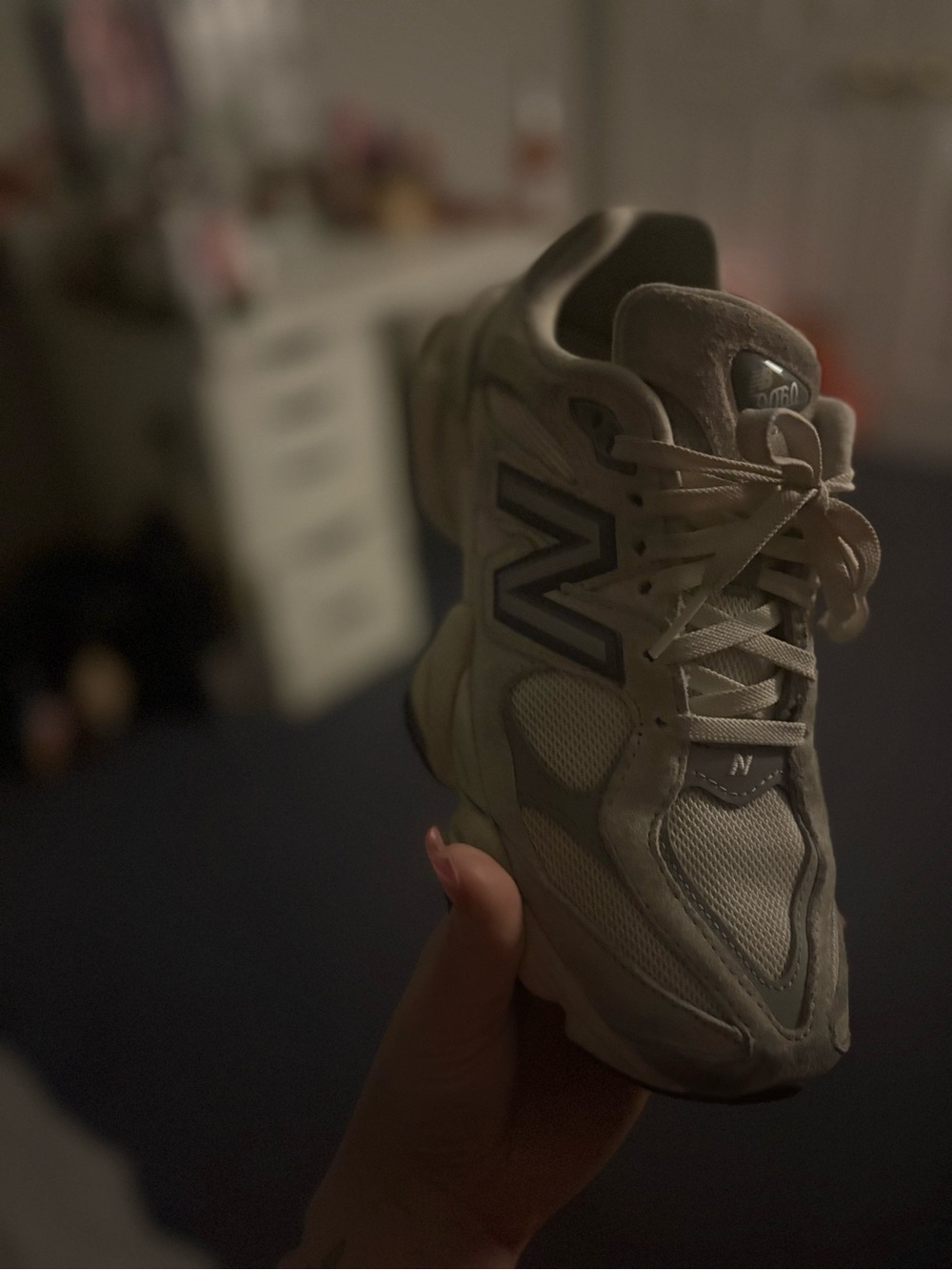 New Balance cream and grey, awesome condition! - Picture 2 of 5